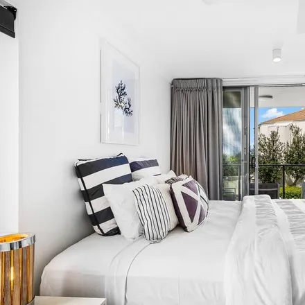Rent this 3 bed apartment on Sunrise Beach in Queensland, Australia