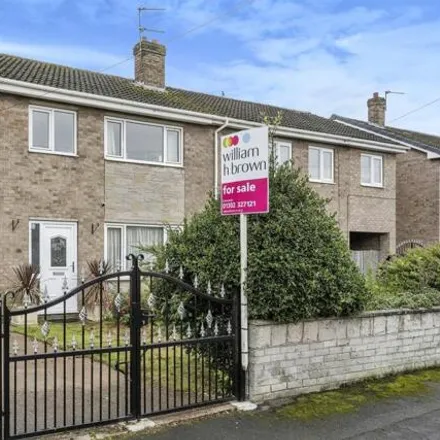 Buy this 3 bed duplex on Yew Tree Crescent in Rossington, DN11 0EJ