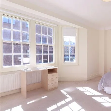 Image 3 - Strathmore Court, 143 Park Road, London, NW8 7HT, United Kingdom - Apartment for rent