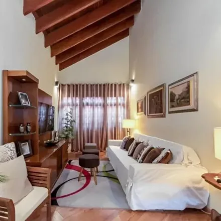 Buy this 4 bed house on Rua Edgar Gerson Barboza in Anchieta, São Bernardo do Campo - SP