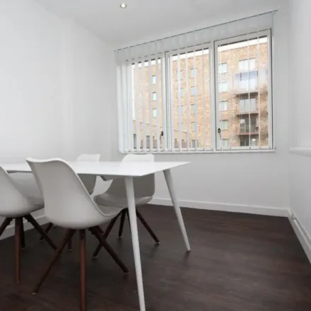 Image 7 - Magellan Boulevard, London, E16 2BF, United Kingdom - Apartment for rent