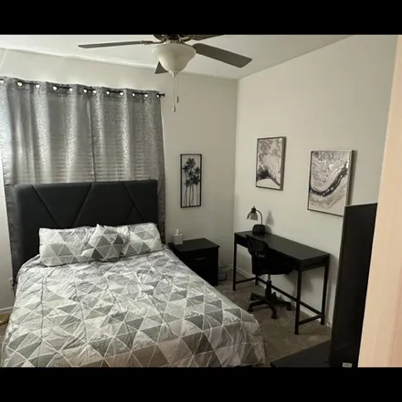 Rent this 1 bed room on North 52nd Street in Phoenix, AZ 85008