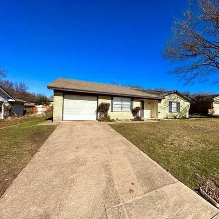 Rent this 3 bed house on 762 Kindred Lane in Richardson, TX 75080