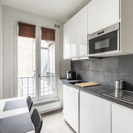 Image 8 - 37 Rue Pergolèse, 75116 Paris, France - Apartment for rent