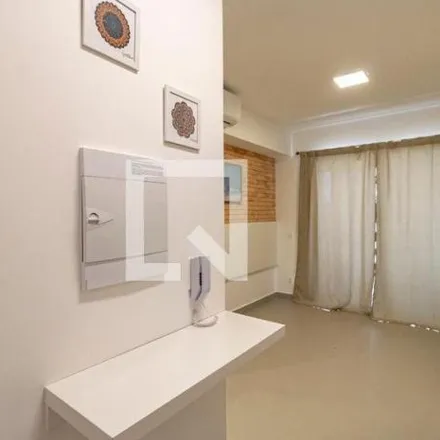 Buy this 1 bed apartment on Rua Bartolomeu de Gusmão in Jardim Vila Mariana, São Paulo - SP