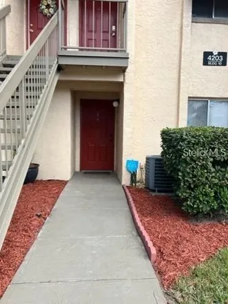 Rent this 2 bed condo on clicks in Elizabethan Drive, Orlando