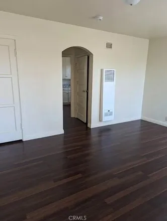 Rent this studio apartment on 1123 West 87th Street in Los Angeles, CA 90044