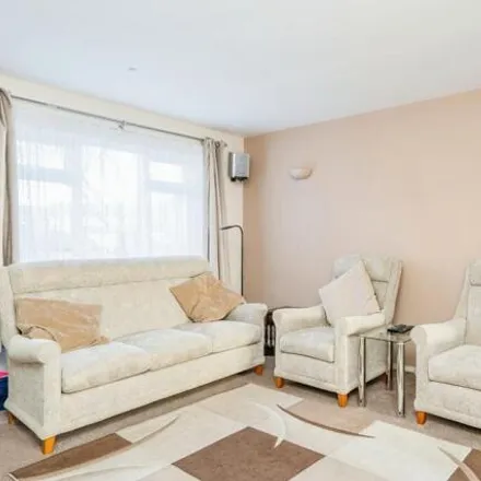 Image 4 - Merlin Drive, Portsmouth, PO3 5QY, United Kingdom - Townhouse for sale