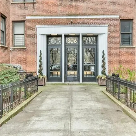 Buy this studio apartment on 306E East Mosholu Parkway South in New York, NY 10458