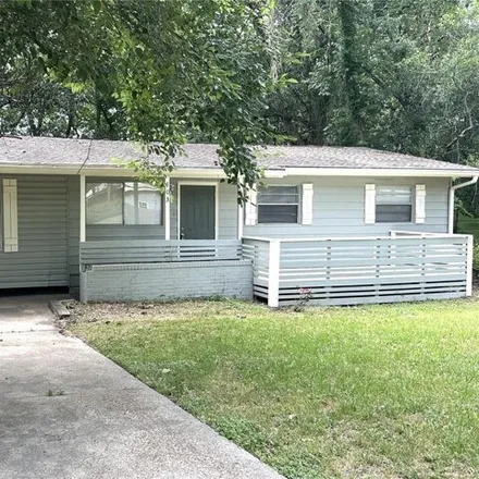 Buy this 4 bed house on 499 Cambridge Drive in Tallahassee, FL 32304