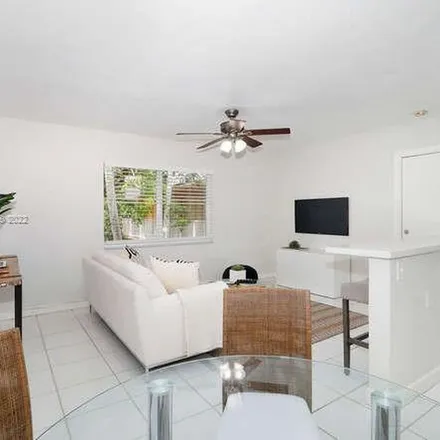 Image 7 - 6320 Southwest 79th Street, South Miami, FL 33143, USA - Apartment for rent