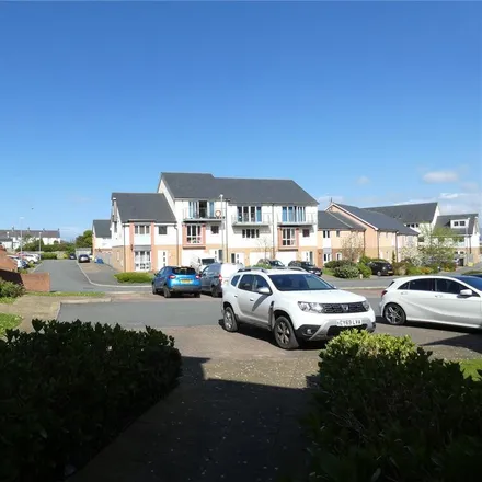 Rent this 2 bed apartment on Co-op in Y Bae, Bangor