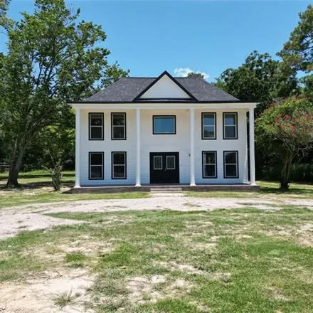 Buy this 5 bed house on Hayes Lane in Baytown, TX 77520