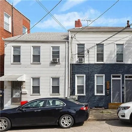 Buy this studio house on 1819 Mary Street in Pittsburgh, PA 15203