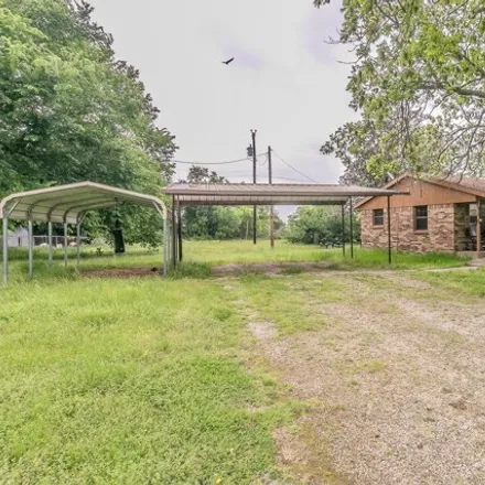 Buy this 2 bed house on 2629 County Road 429 in Oak Hill, Cleburne