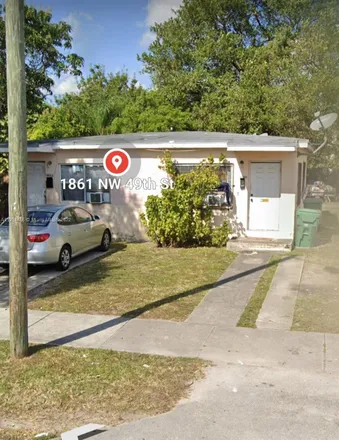 Image 4 - 1861 Northwest 49th Street, Allapattah, Miami, FL 33142, USA - Duplex for sale