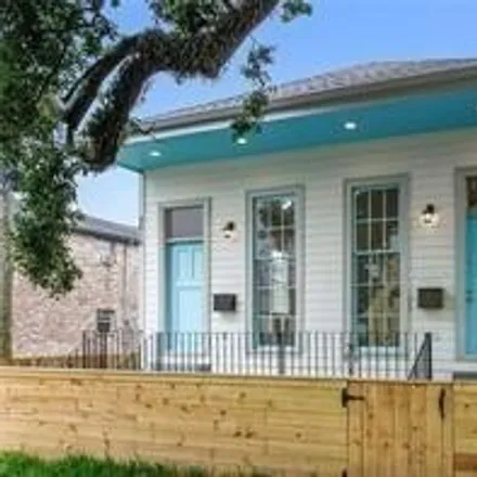 Rent this 1 bed house on 2618 Josephine Street in New Orleans, LA 70113