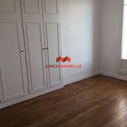 Rent this 3 bed apartment on 36 bis Rue George Sand in 92500 Rueil-Malmaison, France