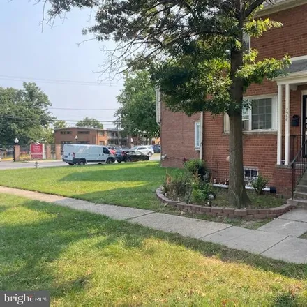 Image 2 - 7970 Riggs Road, Hyattsville, MD 20783, USA - Townhouse for rent