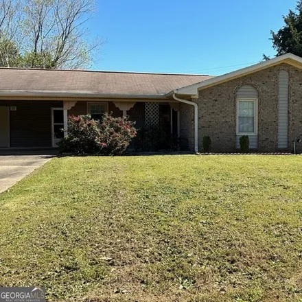 Rent this 3 bed house on 290 Valencia Circle in Centerville, Houston County