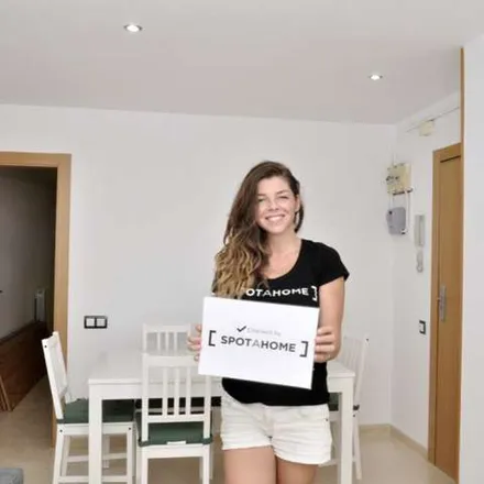 Rent this 4 bed apartment on Carrer de l'Estudi in 08904 l'Hospitalet de Llobregat, Spain