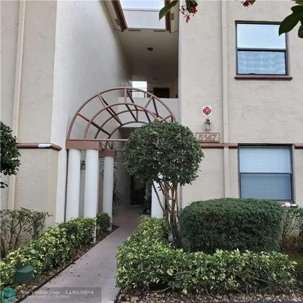 Rent this 3 bed condo on unnamed road in Country Club Trail, Palm Beach County