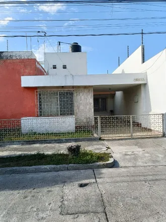 Image 5 - Calle Turmalina, Residencial Victoria, 44560 Zapopan, JAL, Mexico - House for sale