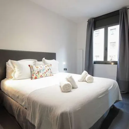 Image 2 - Passatge de Marimon, 17, 08021 Barcelona, Spain - Apartment for rent
