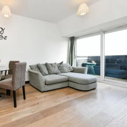 Image 3 - Maldon Road, Chelmsford, CM2 7DW, United Kingdom - Apartment for sale