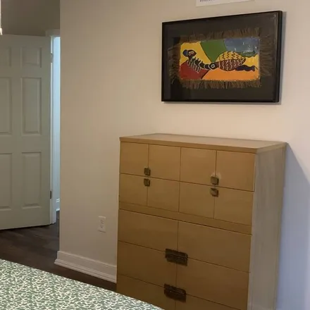 Rent this 2 bed apartment on Baltimore