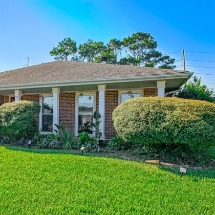Buy this 4 bed house on 59 Yellowstone Street in Kenner, LA 70065