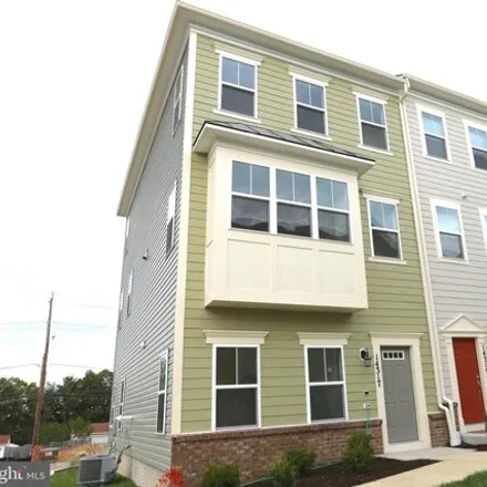Rent this 3 bed house on Summit View Lane in North Potomac, MD 20878
