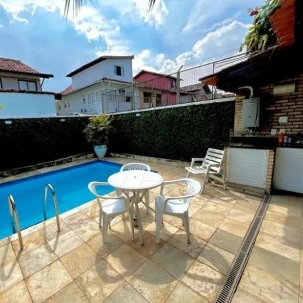 Buy this 5 bed townhouse on Rua Stanley Gomes 90 in Barra da Tijuca, Rio de Janeiro - RJ