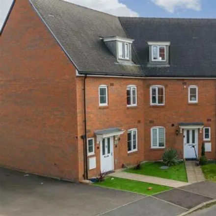 Buy this 4 bed townhouse on Colney Road in Buckinghamshire, HP18 0YF