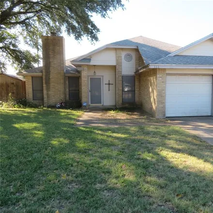 Rent this 3 bed house on 299 Vine Road in Glenn Heights, TX 75154