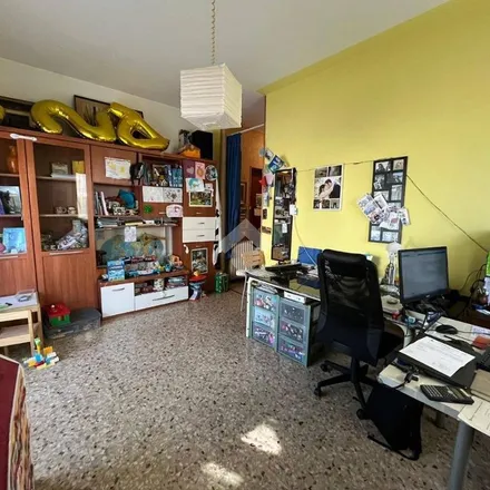 Image 2 - Via Luigi Mercantini, 28100 Novara NO, Italy - Apartment for rent