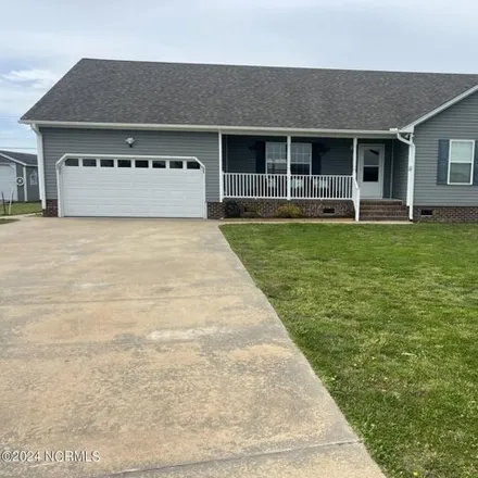 Buy this 3 bed house on 3080 West Main Street in Pasquotank County, NC 27909