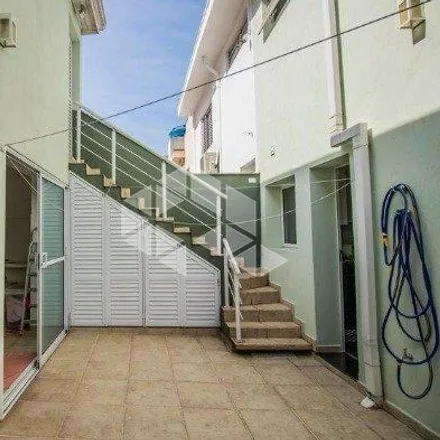 Buy this 3 bed house on Rua Calaganga in Mirandópolis, São Paulo - SP