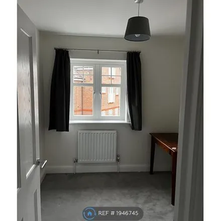 Image 4 - B653, Wheathampstead, AL4 8JZ, United Kingdom - Apartment for rent