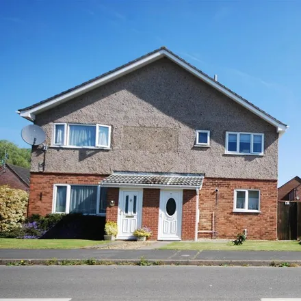 Rent this 3 bed duplex on Mill Farm in Fishpond Lane, Holbeach CP