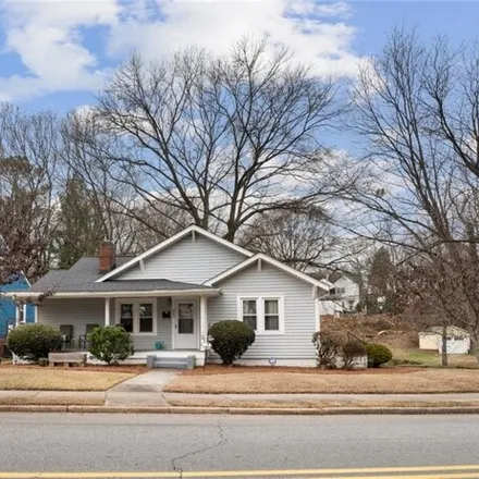 Buy this 4 bed house on 822 Lockland Avenue in Ardmore, Winston-Salem
