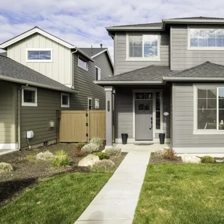 Buy this 3 bed house on Southwest 36th Street in Redmond, OR