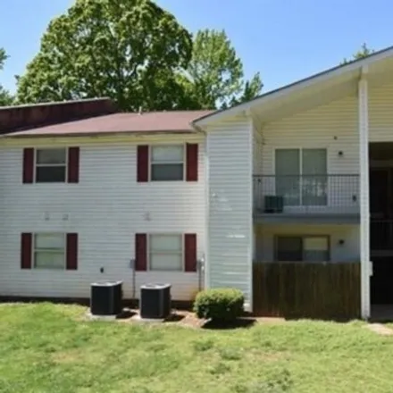 Buy this 3 bed condo on 7986 Shady Oak Trail in Sharonbrook, Charlotte
