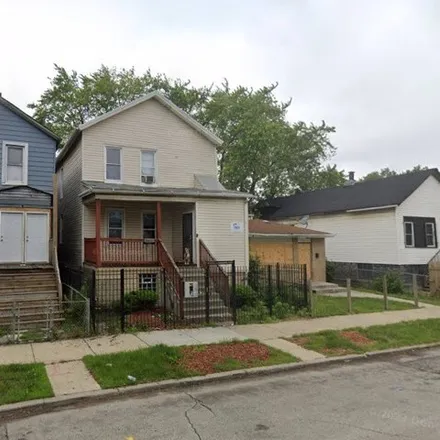 Buy this 8 bed house on 5144 South Princeton Avenue in Chicago, IL 60609