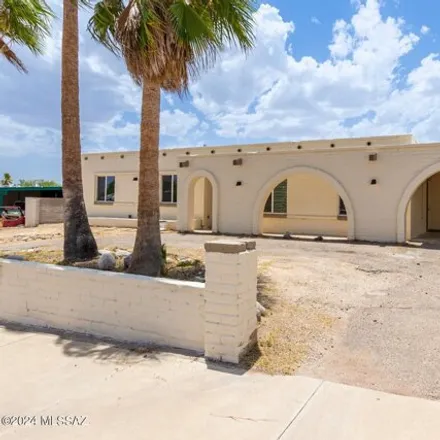 Image 1 - 2122 S Harrison Rd, Tucson, Arizona, 85748 - House for sale