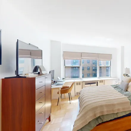 Image 7 - #6C, 311 East 71st Street, Lenox Hill, Manhattan, New York - Apartment for sale