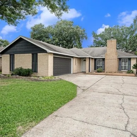 Buy this 3 bed house on 10923 Collingswood Drive in La Porte, TX 77571