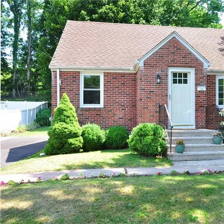 Buy this 3 bed house on 8 Isabelle Terrace in Newington, CT 06111