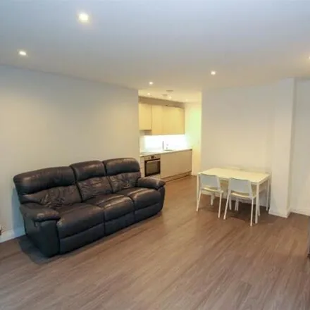 Image 2 - Panorama Apartments, Harefield Road, London, UB8 1GW, United Kingdom - Room for rent