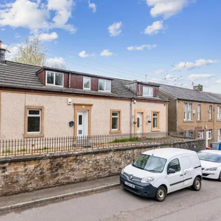 Buy this 3 bed duplex on New Trows Road in Lesmahagow, ML11 0JP